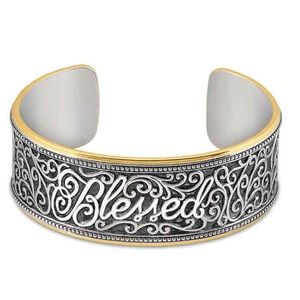 Danbury Mint Blessed Bangle NWT